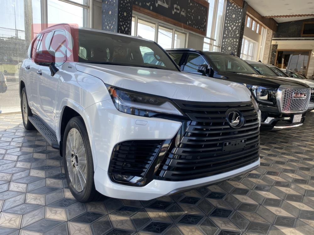 Lexus LX